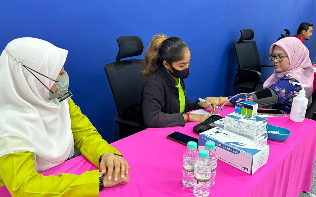 仁爱专科医院与 Lalita 9999 Group 聚焦营养学，并在斋戒月前开展食品派发活动